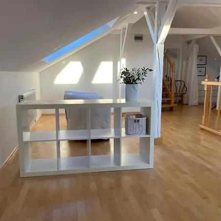 アパート Przystan W Ustce - 120 M2 - 200 M Od Plazy Mickiewicza 2 ウストカ